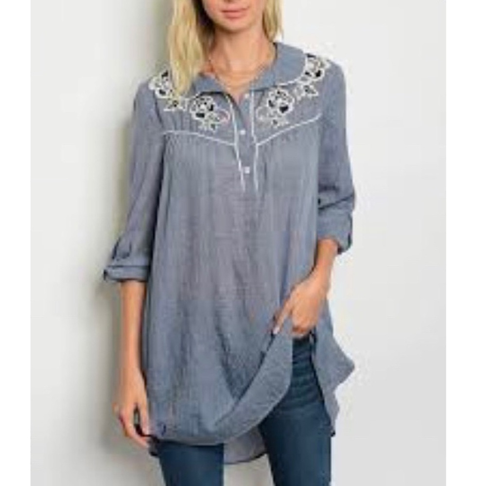 Tassels N Lace Tunic Top Size M Blue Embroidered Floral Chambray Boho Longline